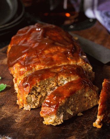 Foto Pane di carne con marmellata di cipolle