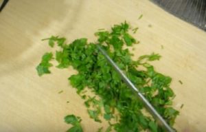 Insalata di patate tedesca con salsicce di caccia - 4