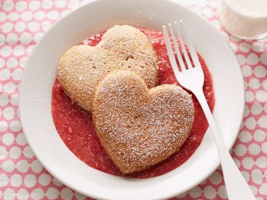 Foto di frittelle integrali con salsa di fragole