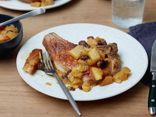 Dish Photography - Bistecche di maiale con chutney di pere