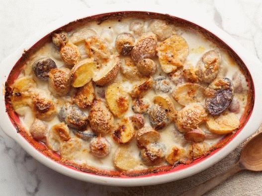 Foto gratin di patate autunnali