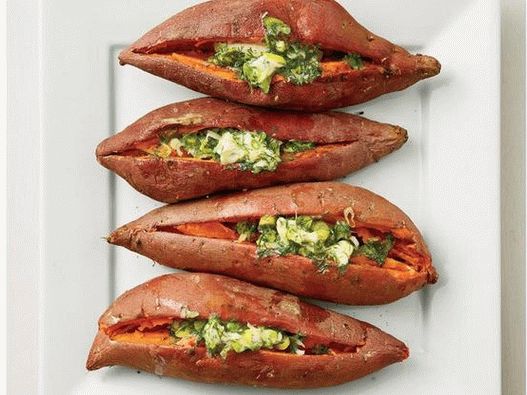 Foto Patata dolce al forno con burro all'aneto