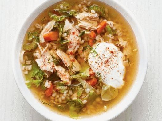 Foto Zuppa di pollo orzo perlato