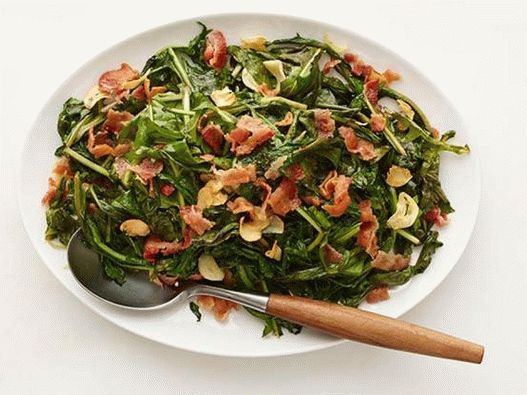 Verdi al vapore con pancetta