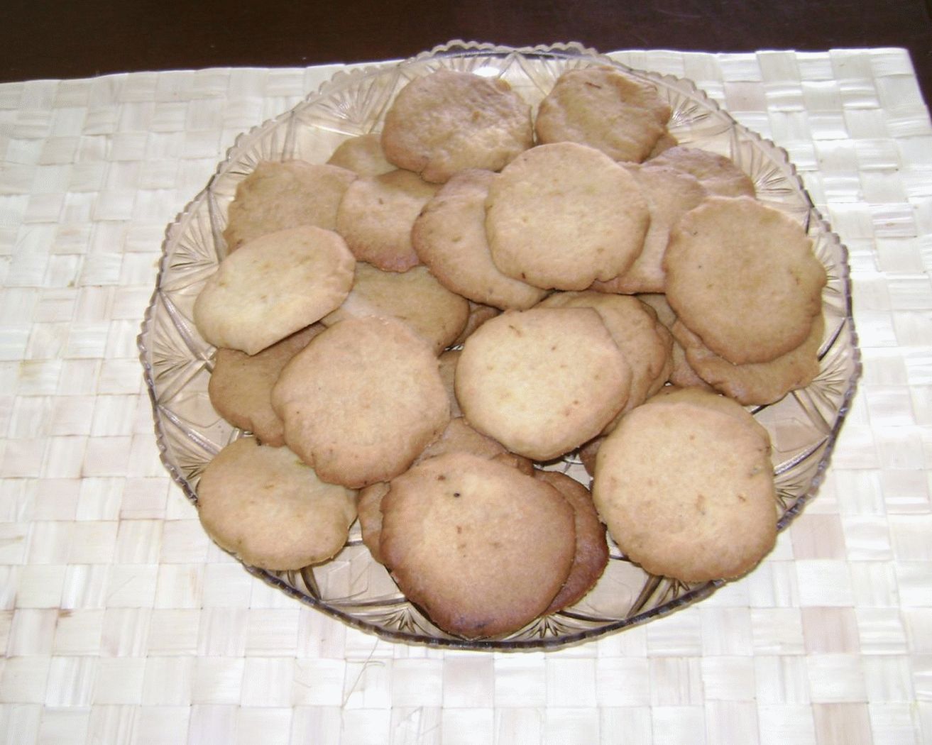 Biscotti magri con albicocche secche