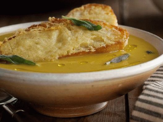 Foto del piatto - Ottima zuppa di zucca con i migliori crostini al parmigiano