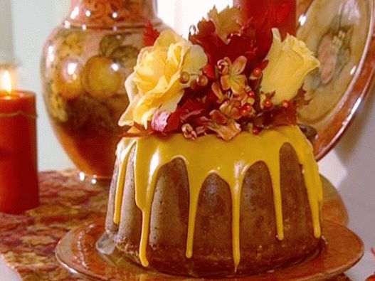 Foto di Cupcake piccanti alla zucca con glassa agli agrumi