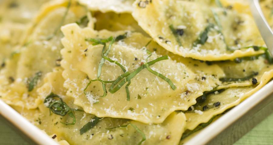 Ravioli di pesce e uova