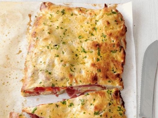 Foto del piatto - Calzone con salame e mozzarella