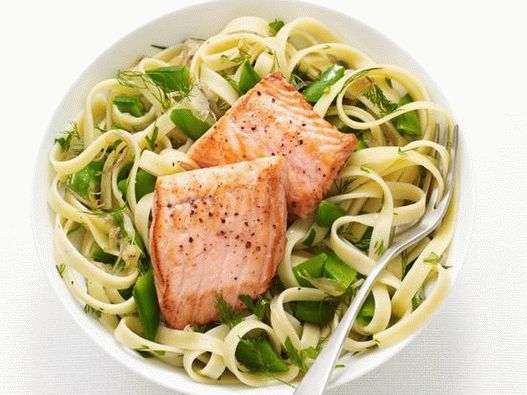 Foto del piatto - Fettuccine con salmone e piselli dolci