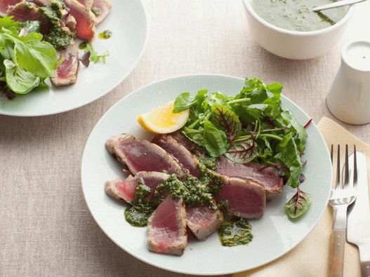 Foto - Bistecca di tonno alla griglia con pesto