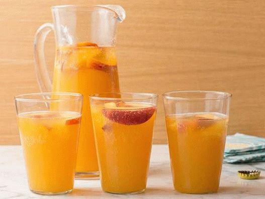 Foto - Raffreddatore di birra con pesche e zenzero