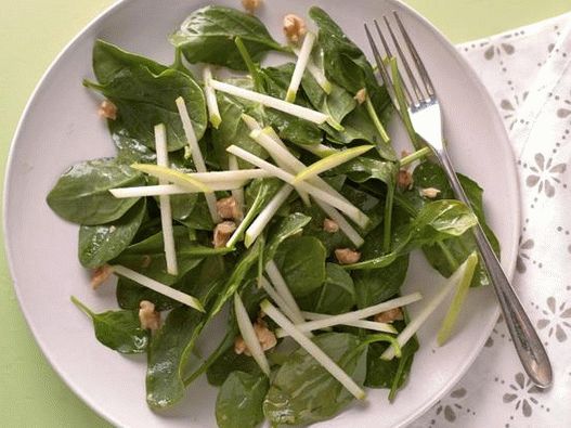 Insalata con spinaci e mela verde