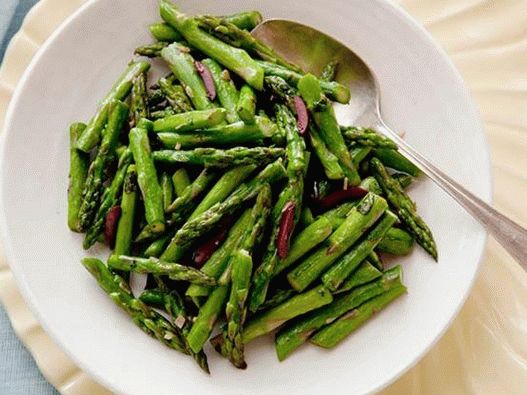 Asparagi fritti con olive