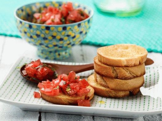 Bruschetta al pomodoro e basilico