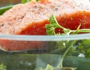 Pesce al vapore con erbe