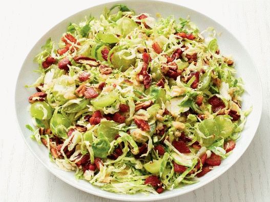 Foto insalata di cavoletti di Bruxelles