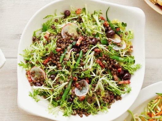 Foto insalata di lenticchie francese