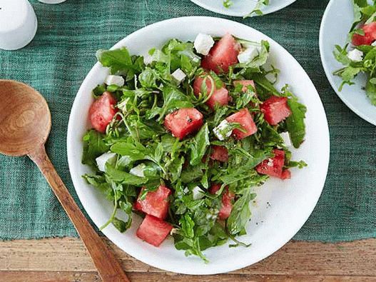 Insalata di rucola, anguria e formaggio feta