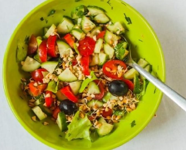 Insalata di grano saraceno verde