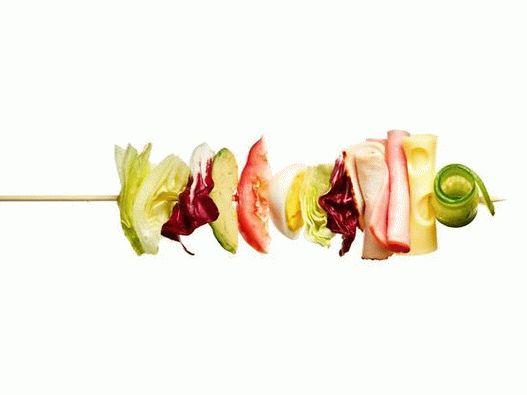Insalata di foto su uno spiedino (8 ricette)