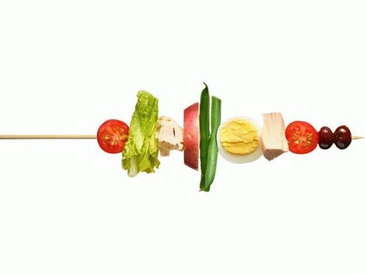Insalata nizzarda con tonno