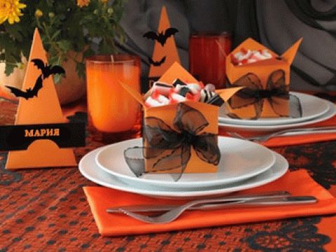 Impostazione della tavola di Halloween: idee e loro implementazione