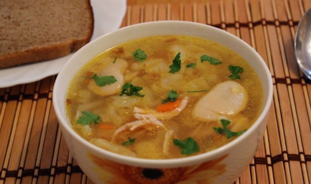 Zuppa di cavolo con fagioli di Lima