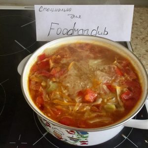 Zuppa di cavolo vegetariana