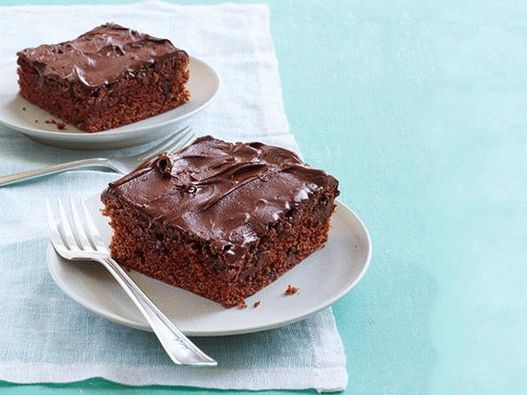 Foto di torta al cioccolato con zucchine