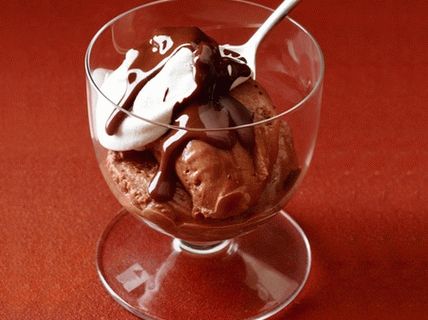 Mousse al cioccolato e castagne