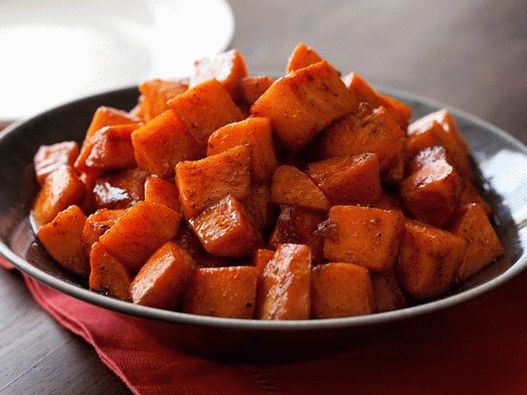 Foto Patate dolci cotte con miele e cannella