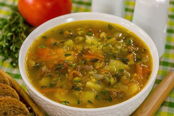 Zuppa di manzo e purè