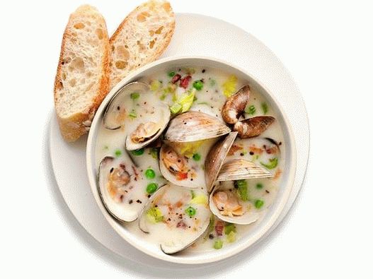 Zuppa di foto con vongole e pancetta
