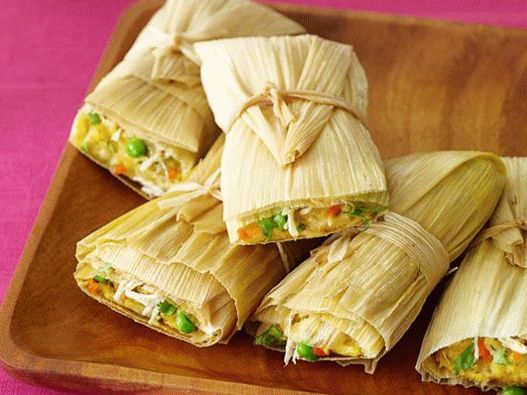 Foto di Tamale con pollo e olive