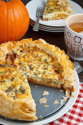 Crostata con aglio e zucca al forno