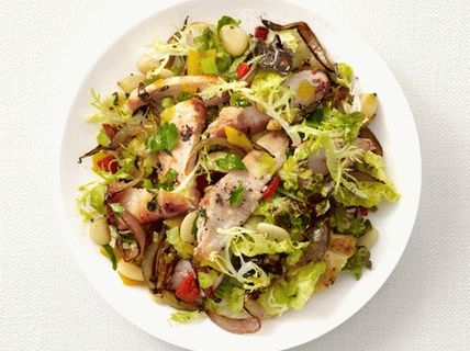 Insalata tiepida di pollo e fagioli