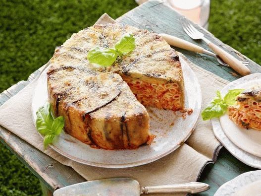 Foto di pasta di melanzane con timbal