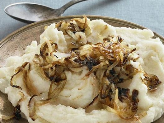 Foto Patate tritate con marmellata di cipolle