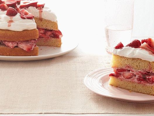 Photo Cake con fragole e panna montata