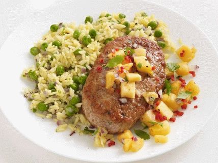 Foto Polpette di pollo tropicali con ananas