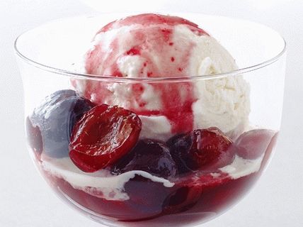 Foto Cherry Flambe con rum