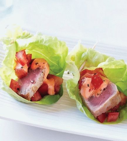 Foto di impacchi di tonno hawaiani