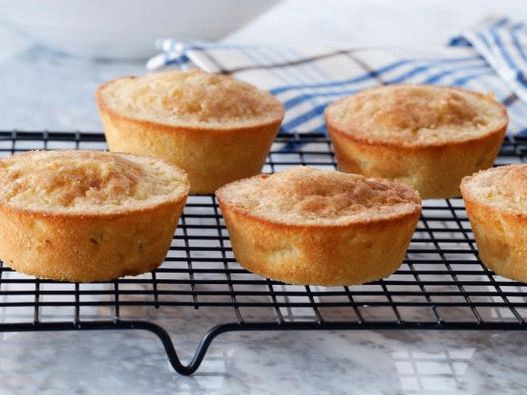 Foto muffin al tè di mele a base di farina di matzoh per Pasqua