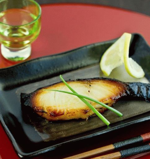 Foto di merluzzo nero cotto in glassa di miso