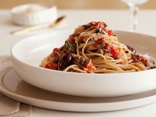 Pasta Putanesca Pasta Putanesca