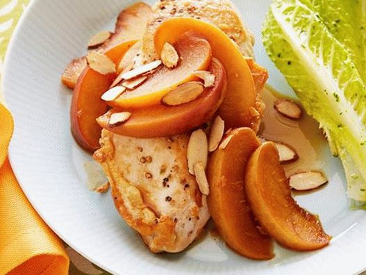 Foto di pollo fritto in salsa di pesche crostate