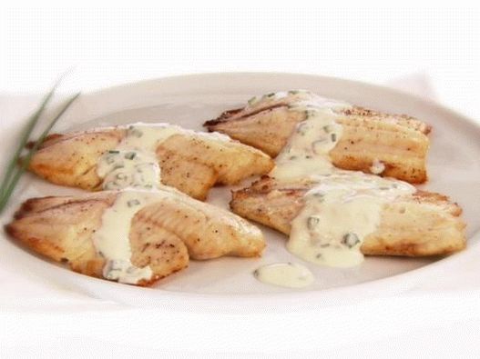 Foto di tilapia arrosto con salsa di miele e yogurt