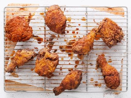 Foto cosce di pollo fritte