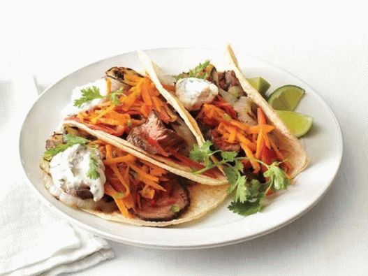 Foto del piatto - Taco carne asada con carote e peperoni
